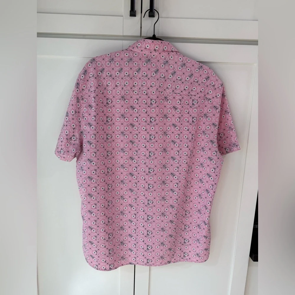 Johnston Murphy Performance S/S Shirt Geometric Design M Excellent Condition - Picture 2 of 14